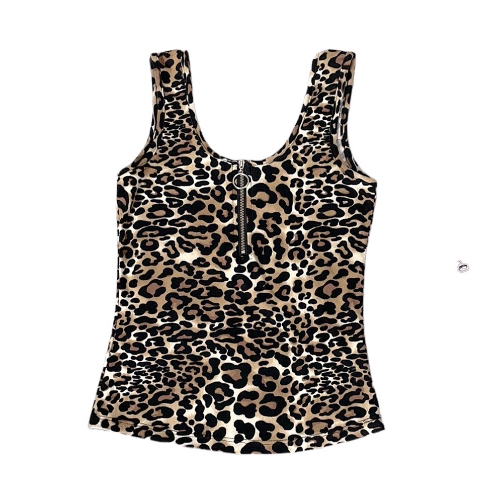 💜 7 for $15 💜Leopard zip up top NWT